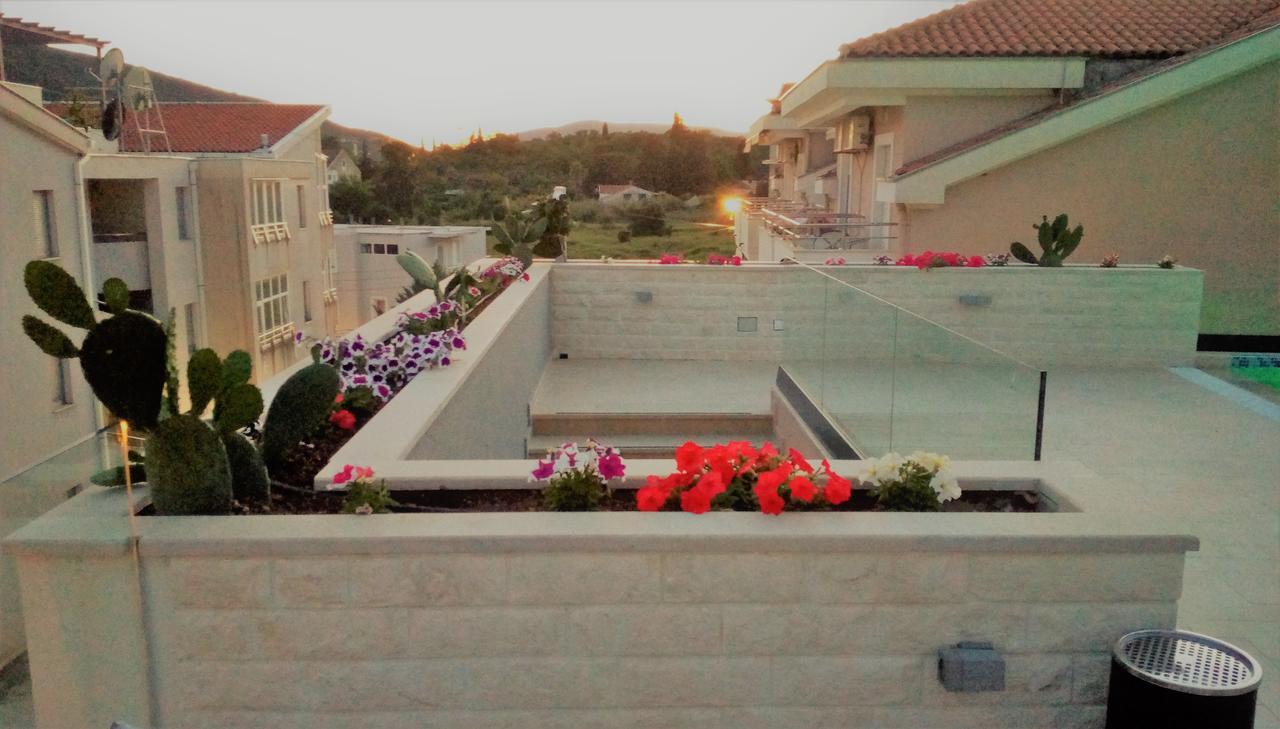 Apartment Sun Village Goran Herceg Novi Eksteriør billede