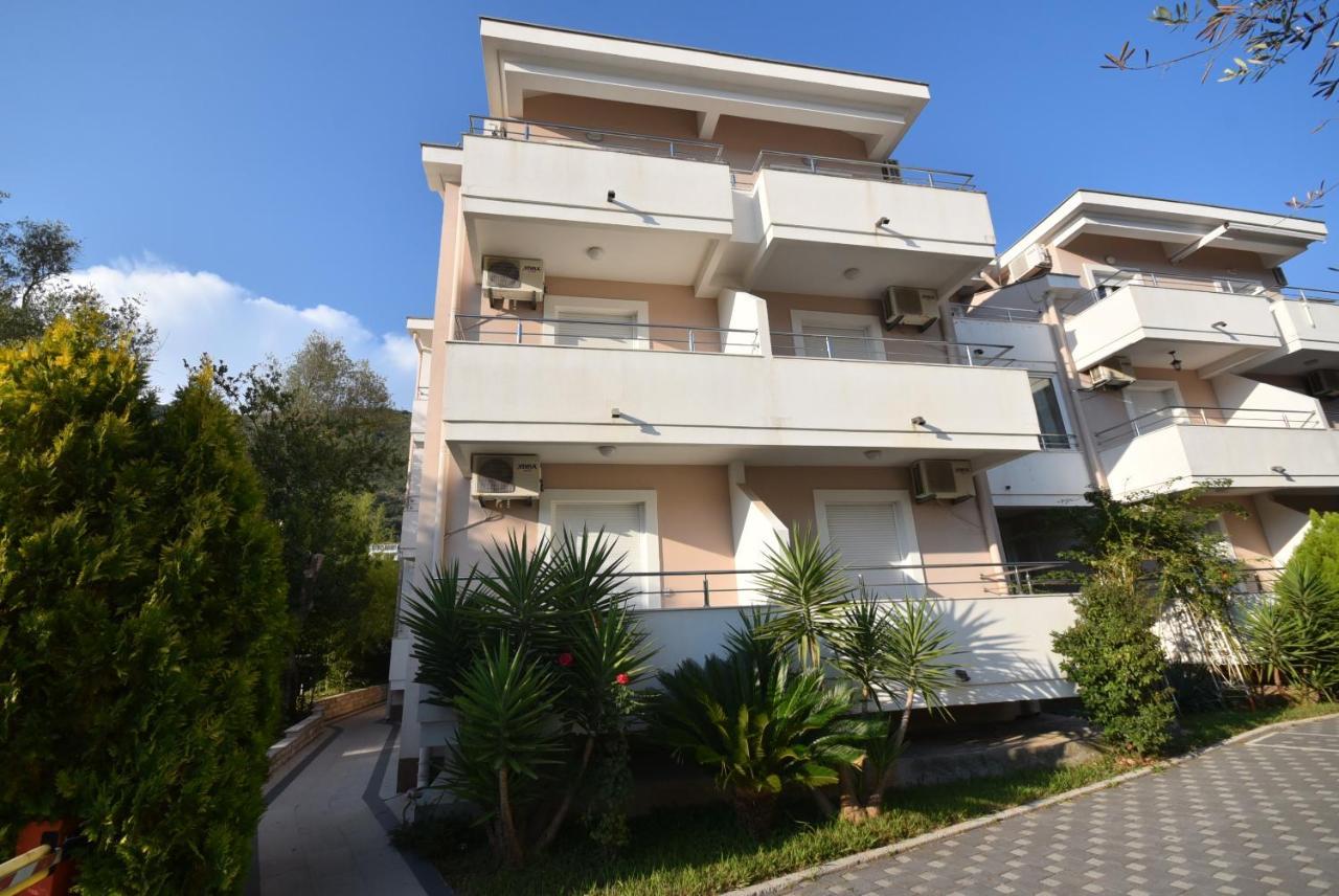 Apartment Sun Village Goran Herceg Novi Eksteriør billede